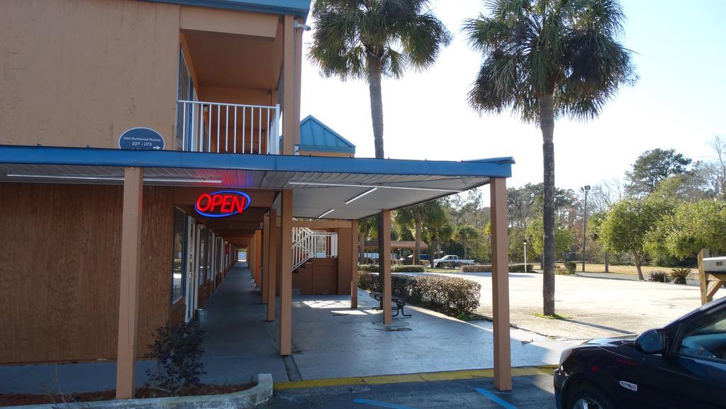 Econo Lodge Brunswick I-95 Eksteriør billede